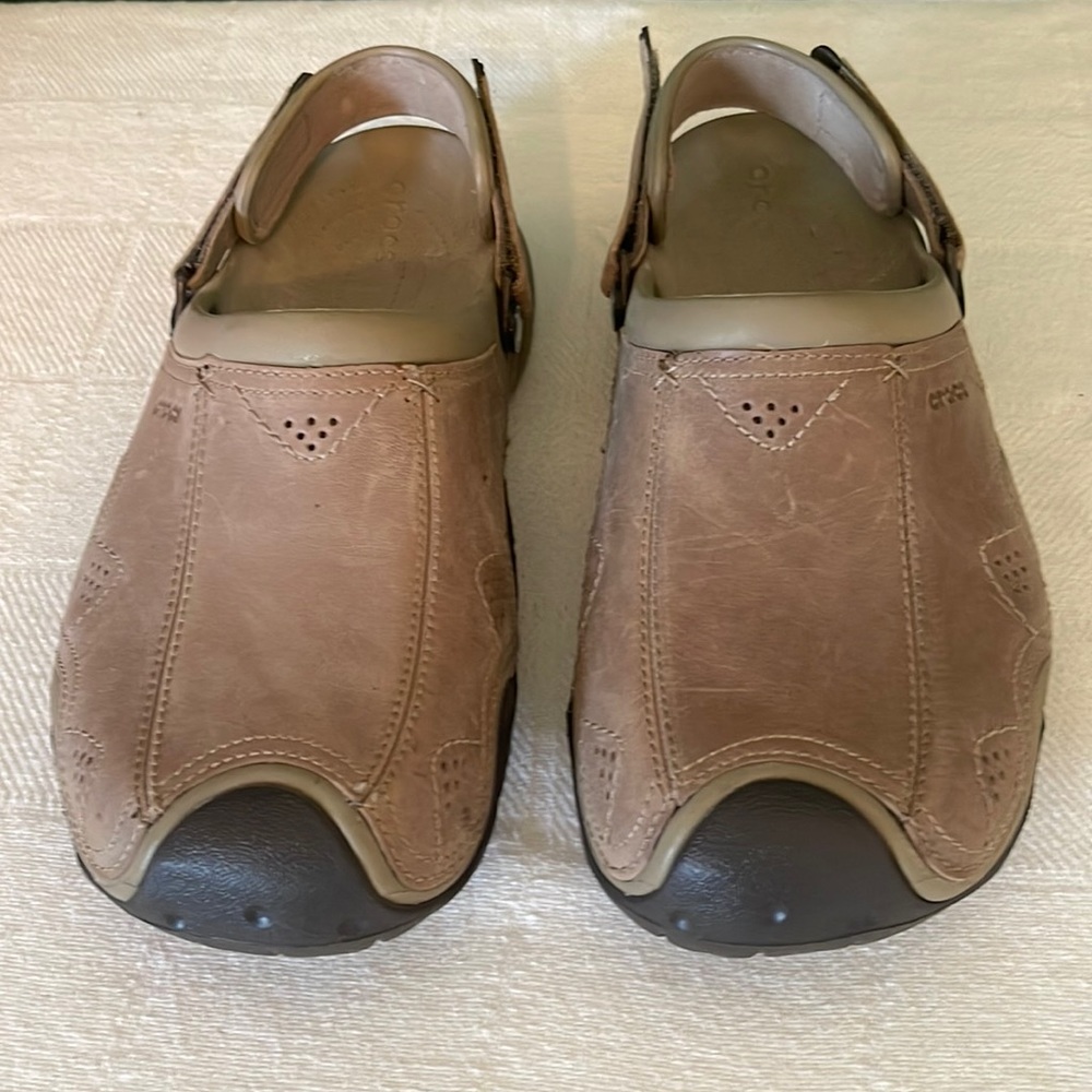 Crocs SwiftWater Leather Clog Size 13